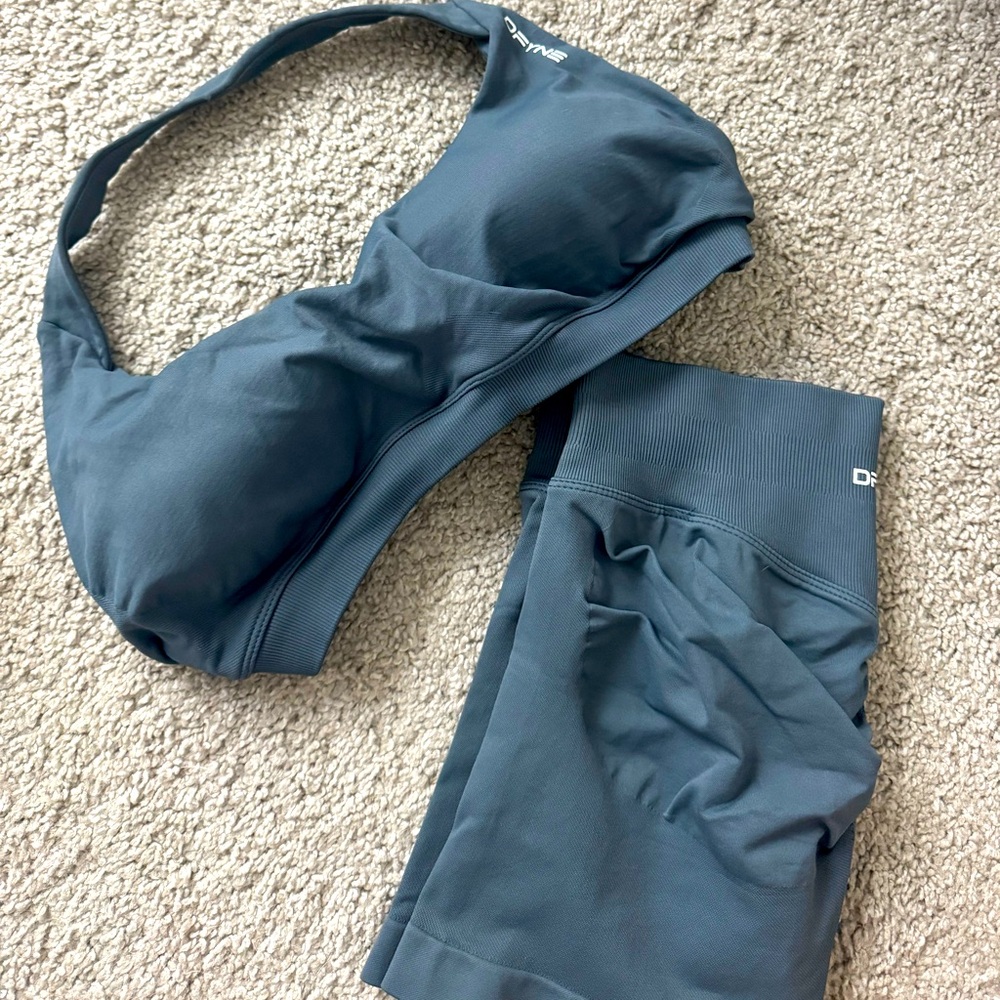 Dfyne Impact Shorts & Bra